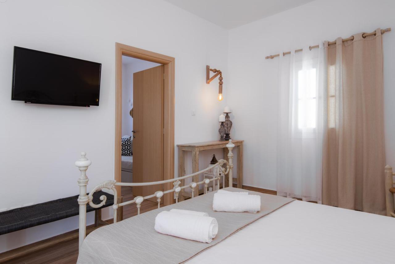 Miles Away Luxury Apartments Platis Gialos  Экстерьер фото