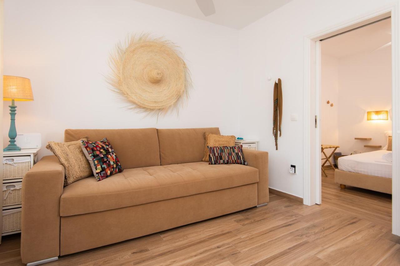Miles Away Luxury Apartments Platis Gialos  Экстерьер фото