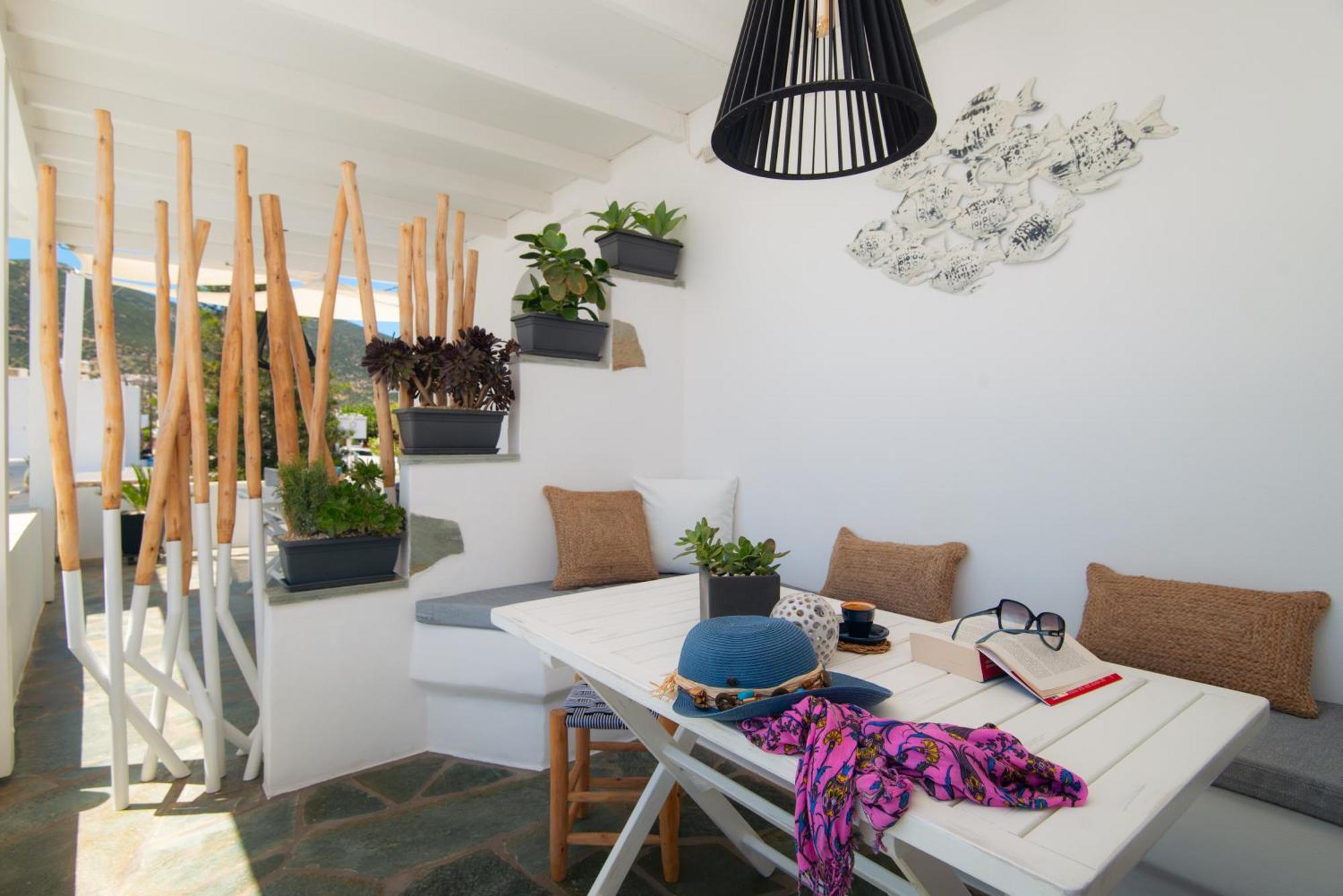 Miles Away Luxury Apartments Platis Gialos  Экстерьер фото