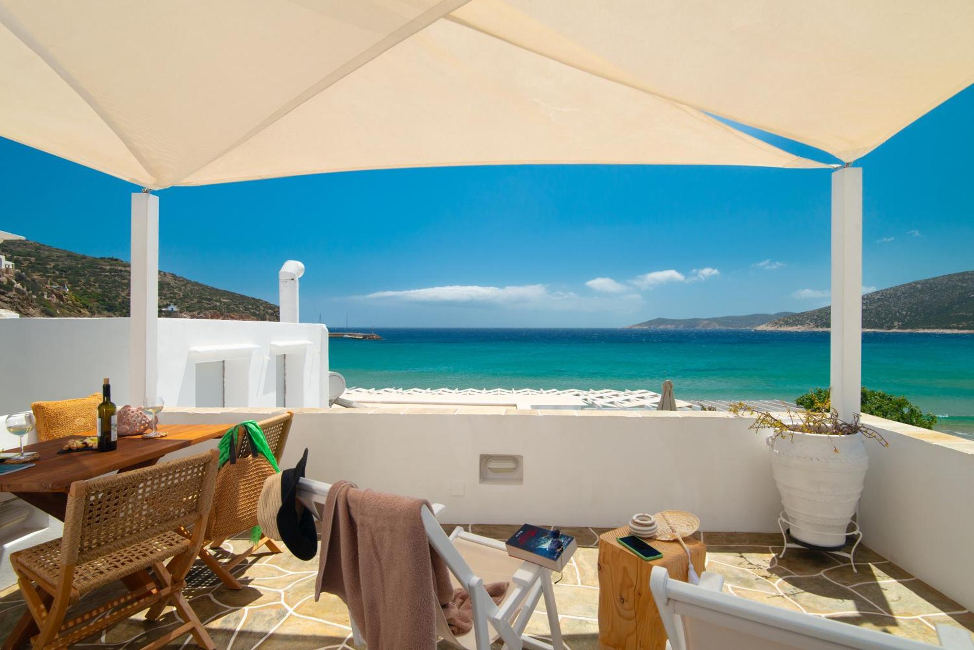Miles Away Luxury Apartments Platis Gialos  Экстерьер фото