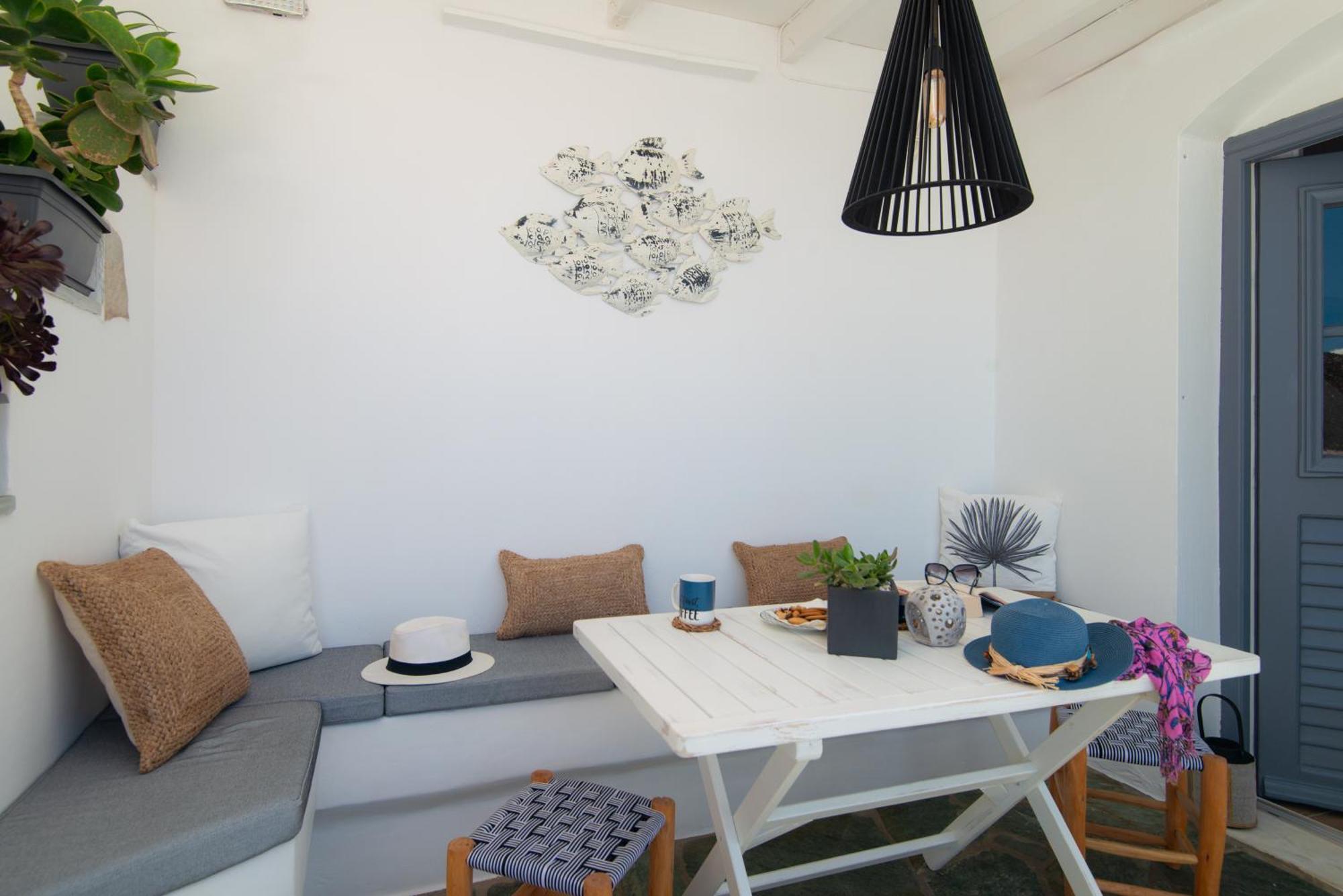 Miles Away Luxury Apartments Platis Gialos  Экстерьер фото